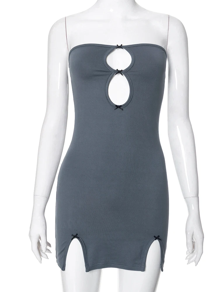 Weird Puss Mini Robe pour Femme, Noeud Appliqué, Fentes Ajourées Sexy, Sans Bretelles, Dos aux, Monochromatique, ixChic, Wlwear, Batterie Maigre, Été