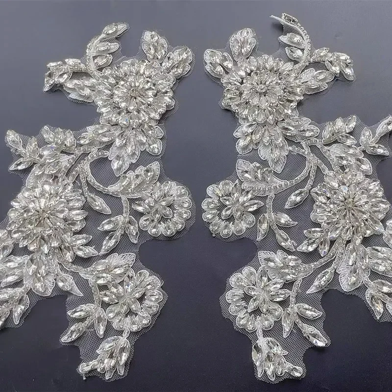 2PCS/1Pair. New  Hand-sewn Glass Drill Mirror Flowers Sparkling Rhinestone Coats Waistbands Shoulders Wedding Dress DIY Patch.