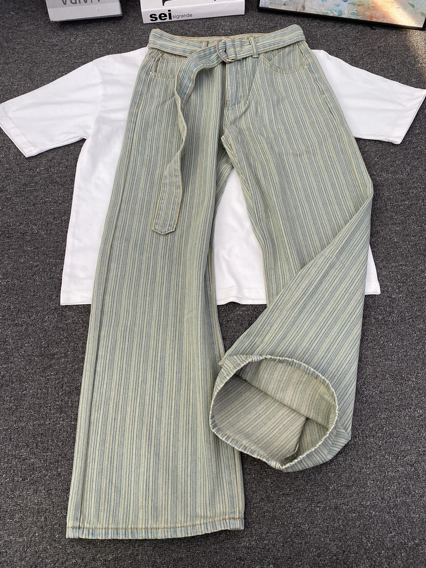 

Old Money Sle Waed Denim Pants Men's Autumn Design Stripe Belt Wide Leg Pants Micro Flared Straight Cut Casual Jeans