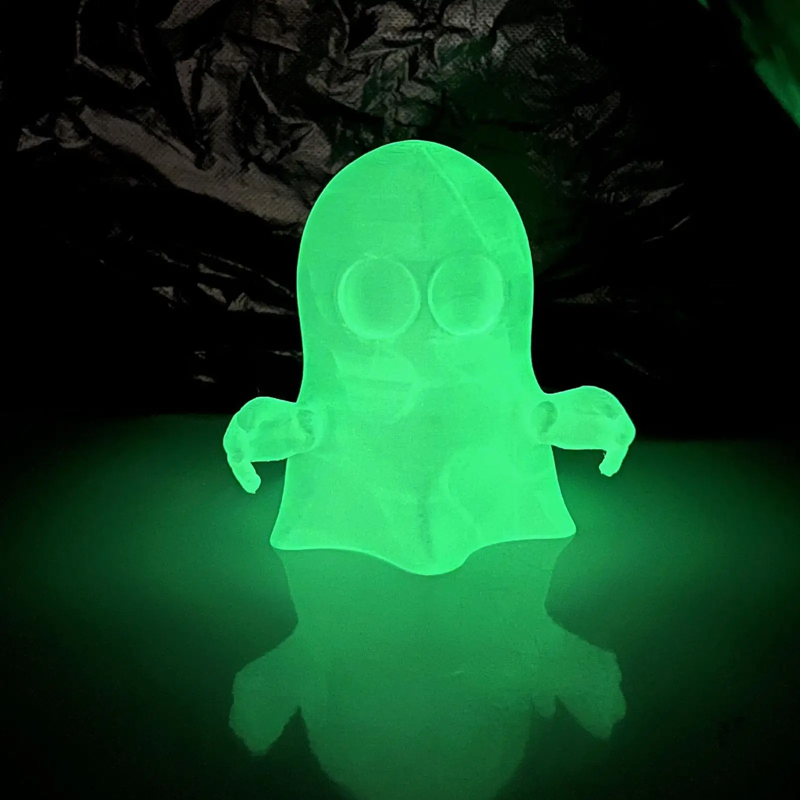 Ghost Trailer Hitch Covers Tow Hitch Covers Glowing in the Dark Ghost Shape Automotive Decoration for Men Friends Family
