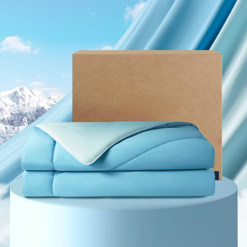 Evercool® Cooling Comforter, Good Housekeeping Award Winner for Hot Sleepers, All-Season Lightweight Blanket