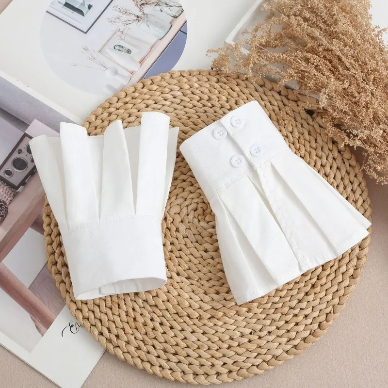 Korean Style White Decorative Hand Horn Fake Sleeves Cuff Elegant Solid Color Detachable Ruffle Flared Cuffs Winter Wrist Warmer