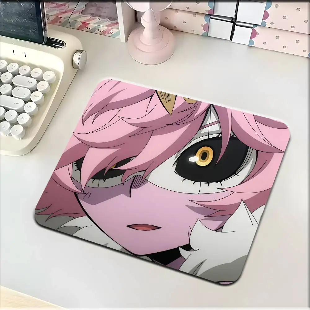 Mina Ashido Anime Mousepad Small LockEdge Mouse Pad For Gamers Computer Desk Pad Rectangular Anti-slip Rubber