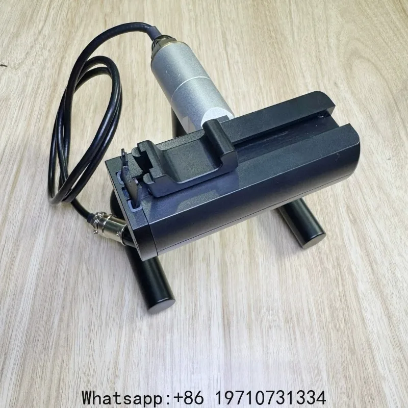Universal calibrator, microphone, sensor head, sensor, sensor, wiring machine