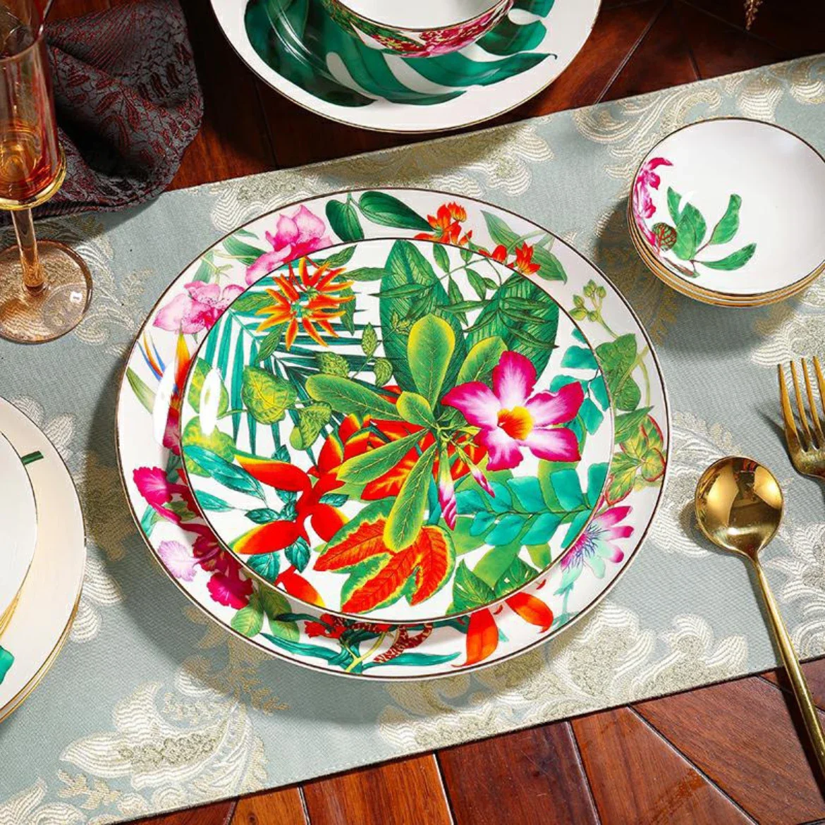 European creative tropical rainforest tableware bone porcelain dinner plate gold edge light luxury home bar dinner plate set