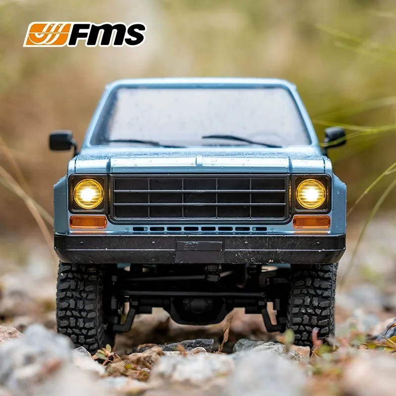 KYU FMS1:18 Glacier Storm Charging RC Remote Control Model Car Simulation Climbing off-road vehicle four-wheel drive toy pickup