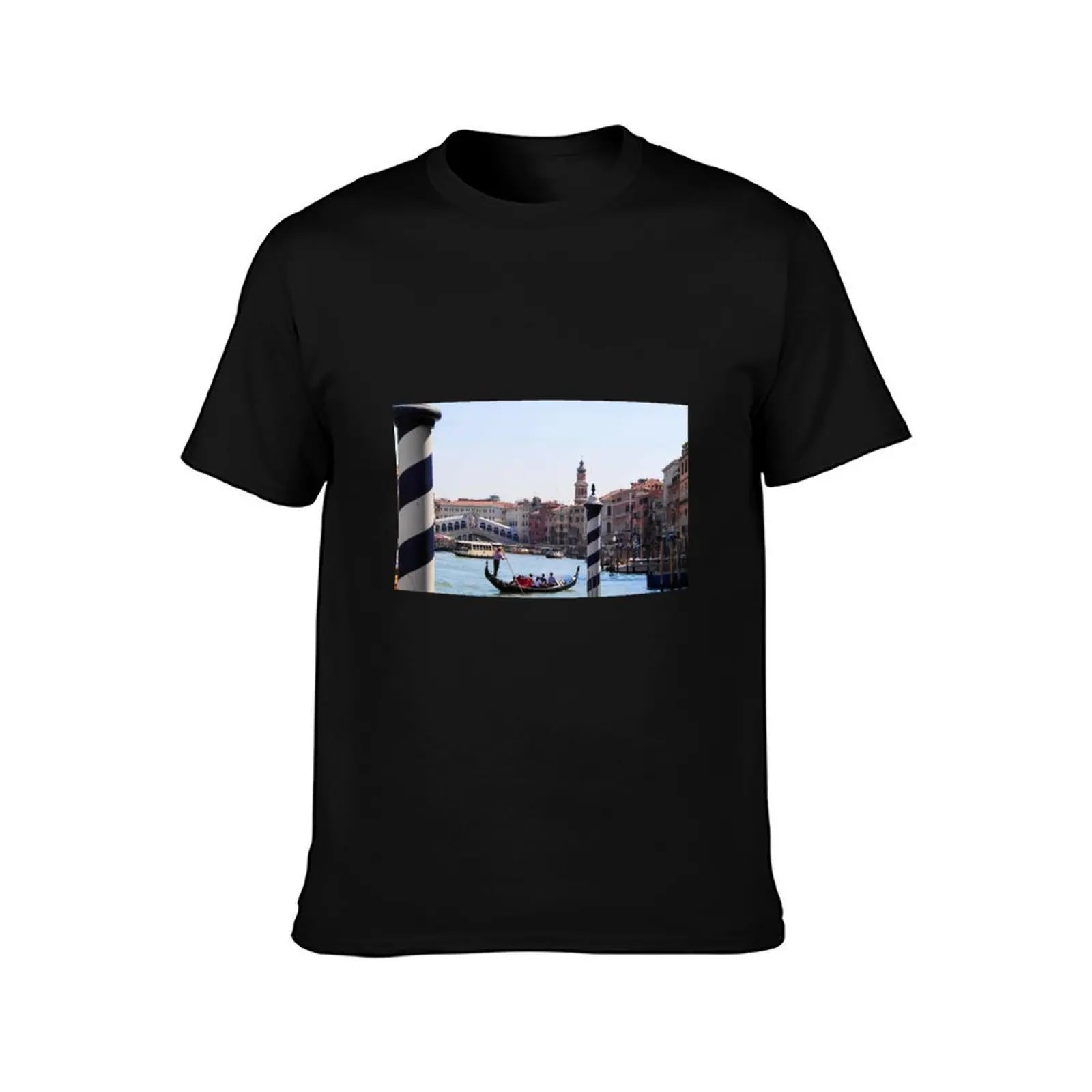 Rialto Bridge and Gondola T-Shirt, Summer Casual Cotton Tee, Oversized Streetwear Tops, Vintage Graphic Print, Unisex Men Women