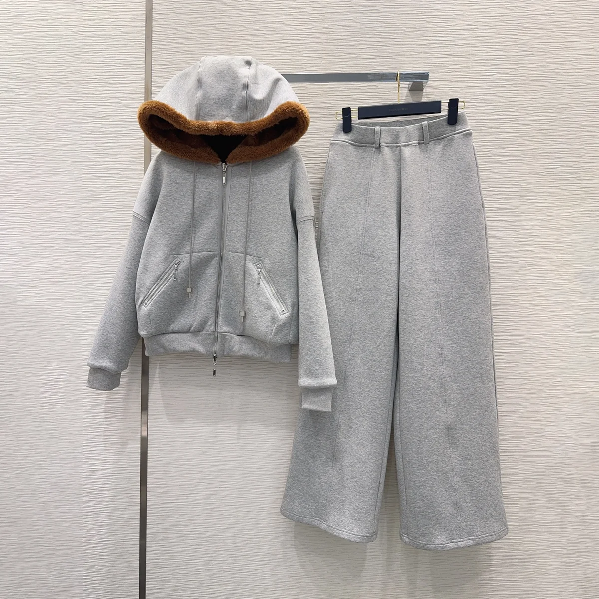 2026 high-quality women's double-sided plush lined hooded zipper sweatshirt jacket26101904