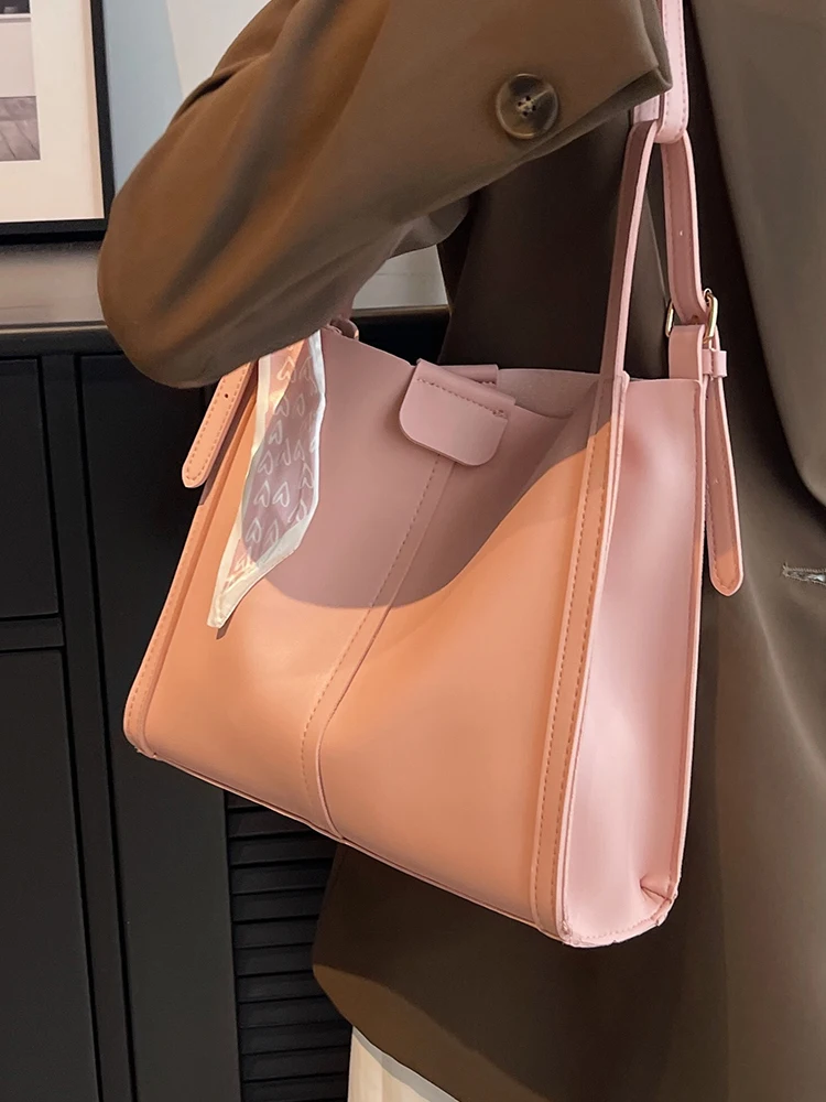 Borsa a tracolla singola da donna di moda popolare semplice borsa da pendolarismo di grande capacità per borsa da donna Casual da donna da ufficio