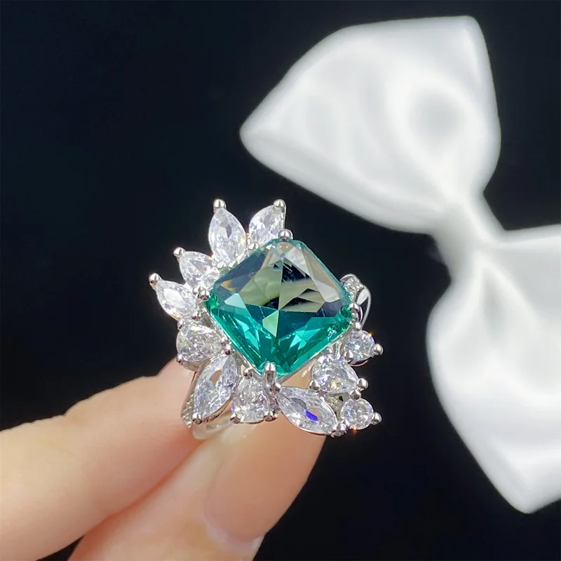 High-end simulated Colombian cultivated emerald and diamond ladies' banquet ring pendant crystal necklace stud earring set - jew