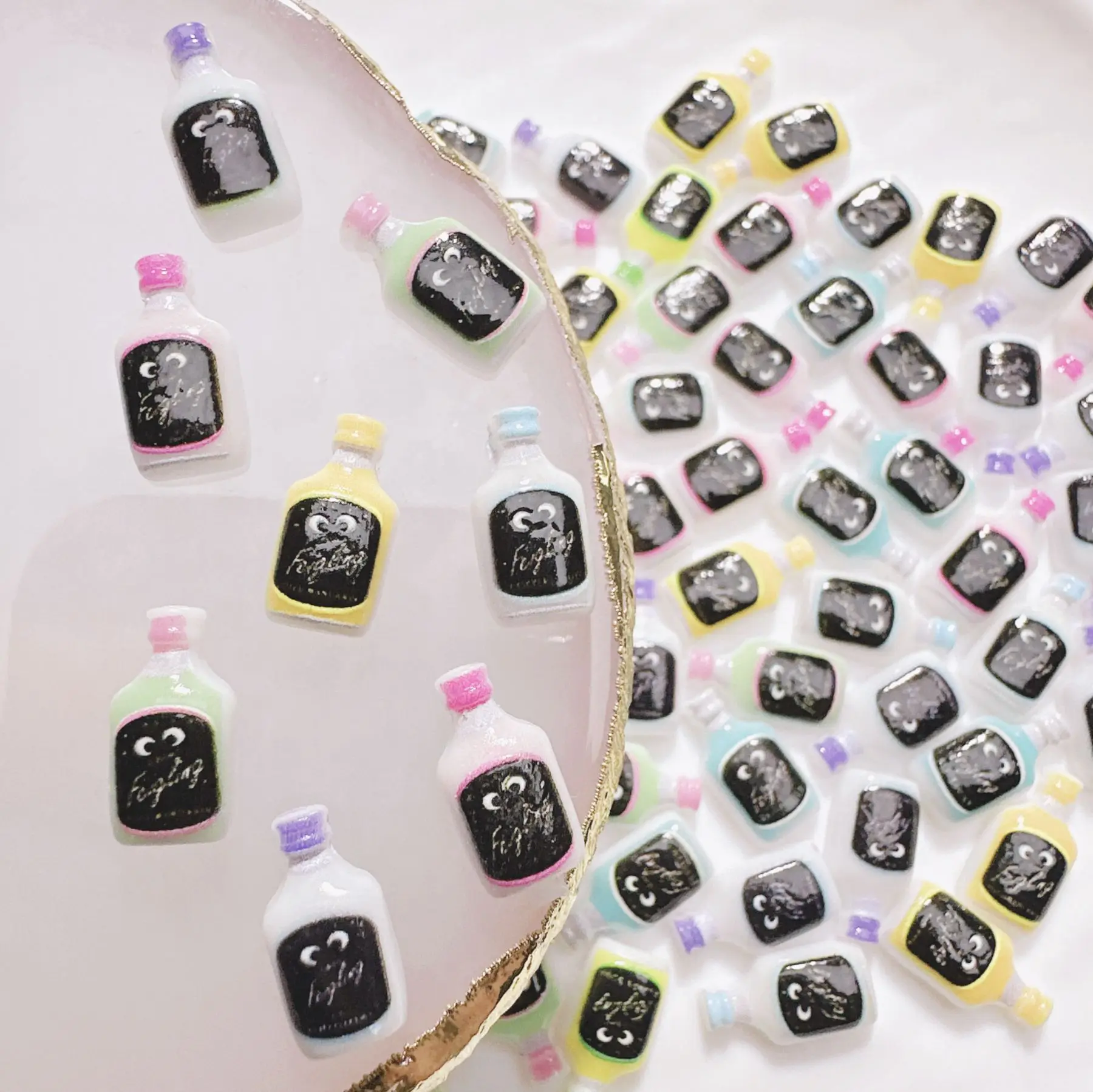 100Pc 7×13mm Mini Whiskey Bottle Nail Charms - Quirky Black Face Resin Nail Art Unique Press-On Nail Decor for Playful Manicures