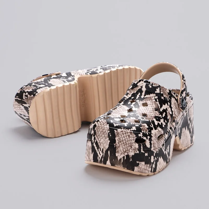 Women Leopard Print Hole Sandals Increased Thickness Thick Soles New Fashionable Cave Garden 9CM Sandals 2024 Summer Women Shoes