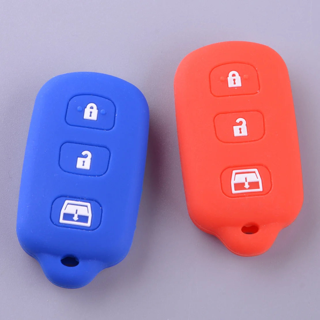 GQ43VT14T HYQ12BBX HYQ12BAN 2pcs Silicone Key Fob Cover Case Fit for Toyota 4Runner Sequoia Matrix 2008 2007 2006 2005 2004 2003