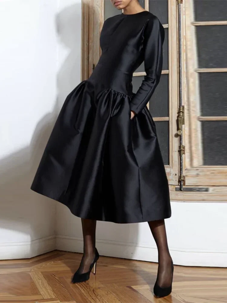 Abiti longuette neri semplici ed eleganti autunnali per le donne Girocollo maniche lunghe Temperamento Abito a trapezio stile moda femminile