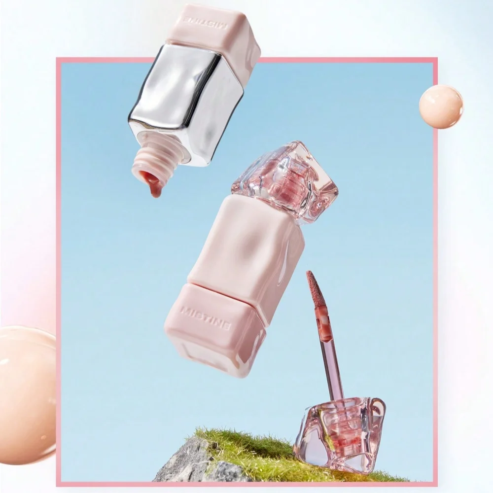 Mistine Thai Latte Juicy Lip Gloss, Hydrating Lip Jelly Infused with Hyaluronic acid Non-Sticky  1Pack