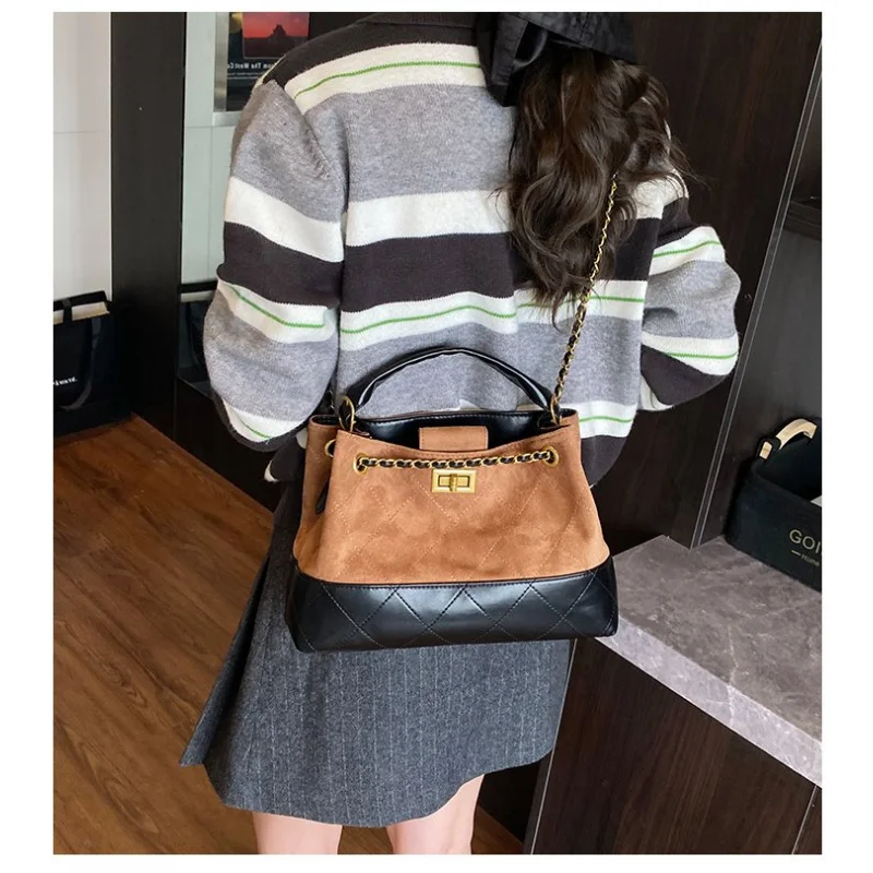 

Весна 2025 года, модная женская сумка-ведро из искусственной кожи с кисточкой на шнурке, дорожная сумка на одно плечо