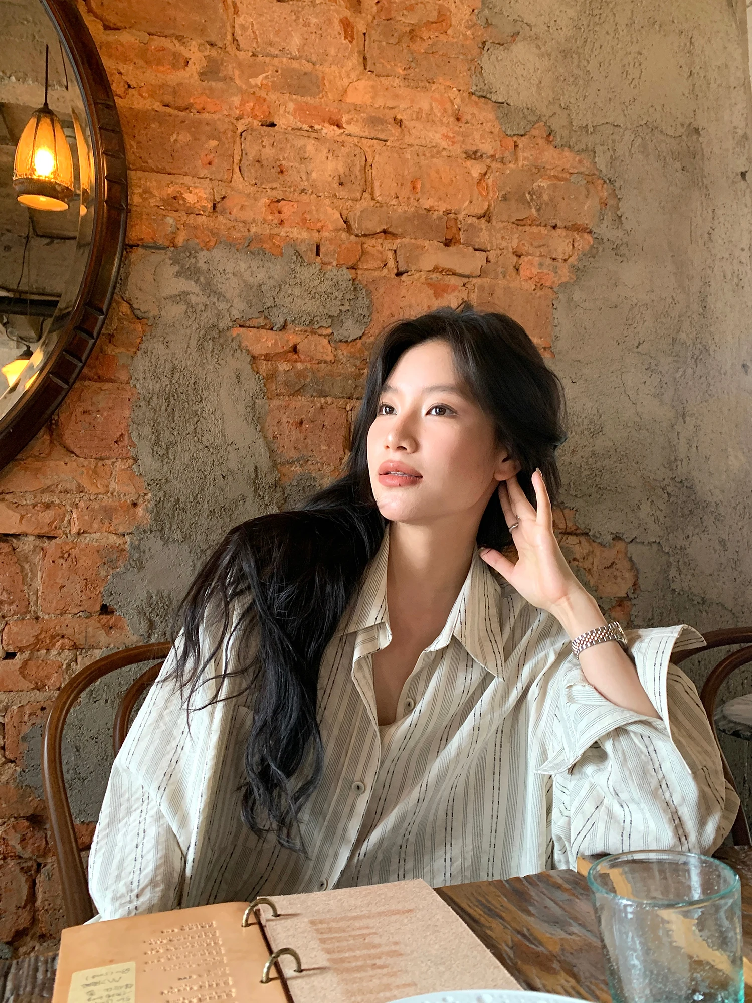 

DaqianwithU Commuter Style Women's Loose Long Sleeve Striped Linen Shirt Versatile Casual Business Fashion Spring 2025