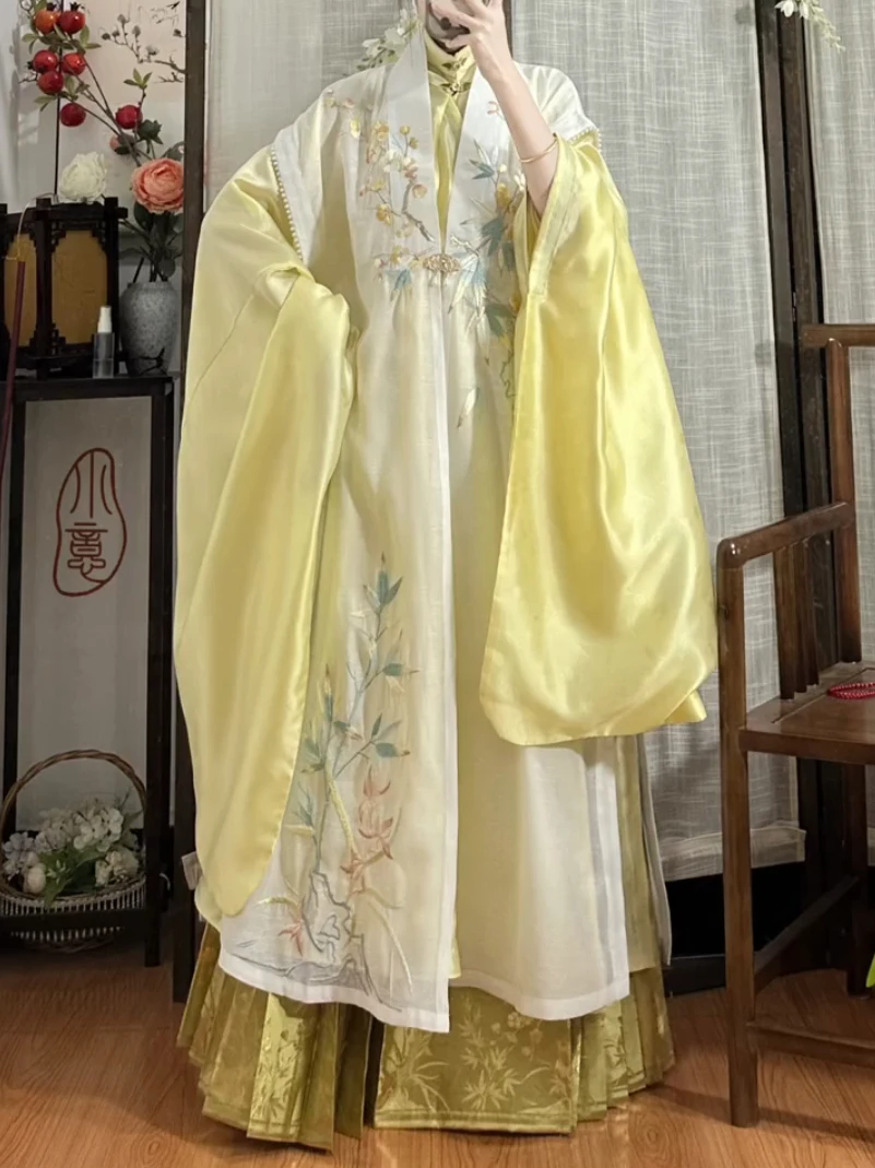 New 2026 Embroidered Hanfu Set Traditional Chinese Style Long Shirt And  Tailed Skirt Daily Wear Spring Autumn Season