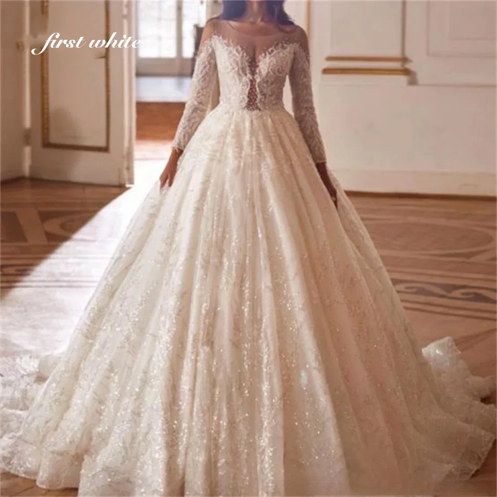 Illusion Neck Long Sleeve Wedding Dress Sparkly Lace Tulle Deep V Back Ball Gown Bridal Gown Custom Made Wedding Gown