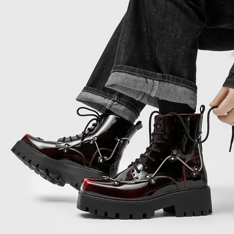 Small Niche High Street Gradient Color Men Motorcycle Boots Metal Spring Rivet Decoration Height Increasing Fashionable Boots