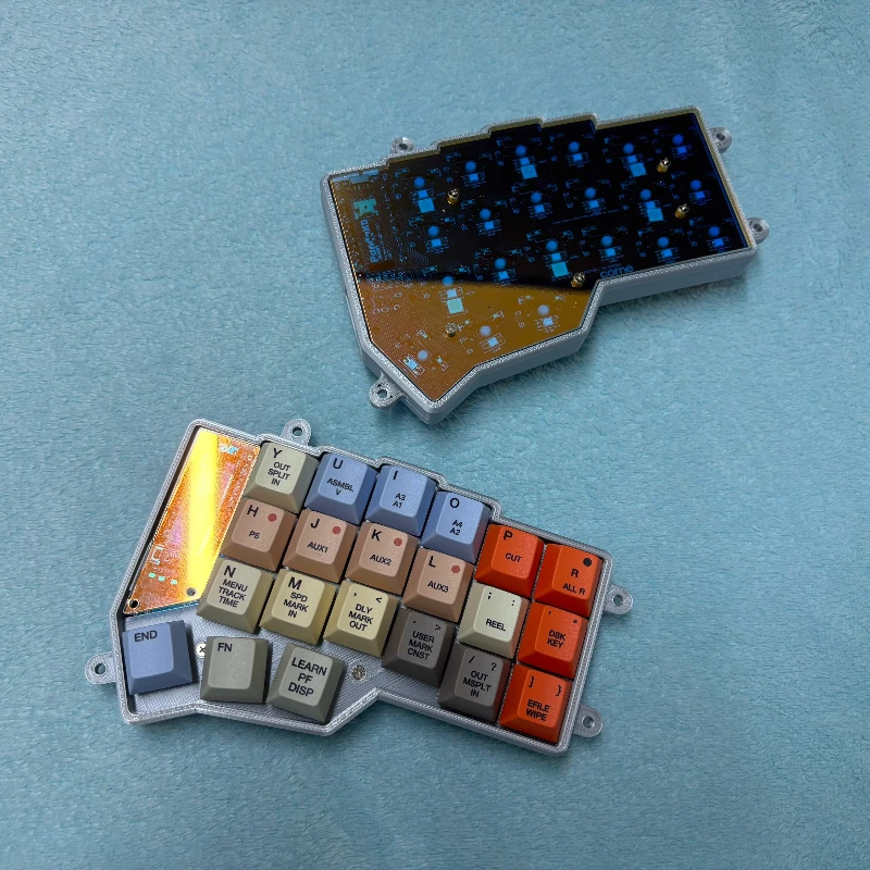 Corne V3 Mx Crkbd Split Keyboard Customized Hot Swap Wired/Bluetooth Wireless Main Control Nrf52840 RGB VIAL OLED Keyboard DIY