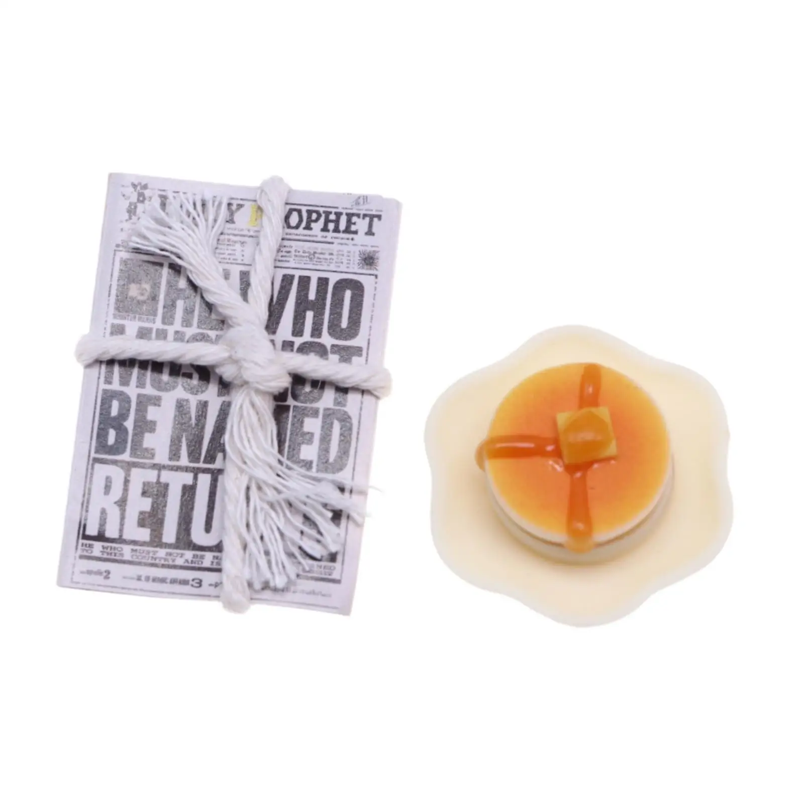 2x 1/12 スケールミニ新聞とデザート実用的なドールハウス装飾アクセサリードールハウス家具シーン小道具ギフト用