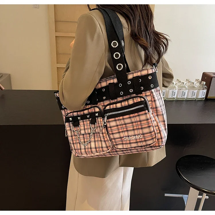 PU CHAINS Zipper Shoulder Bag Buckle Decorative Casual Women's Bags on Sale 2026 New Plaid Locomotive Style Women's Handbags