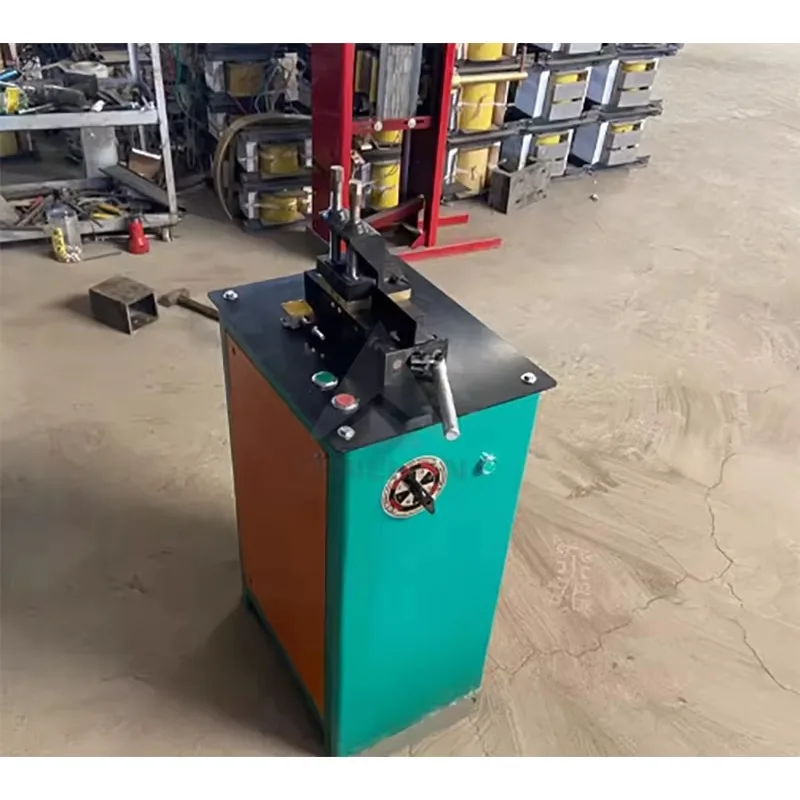 Automatic pipe butt welding machine flash butt welding machine copper rod butt welding machine
