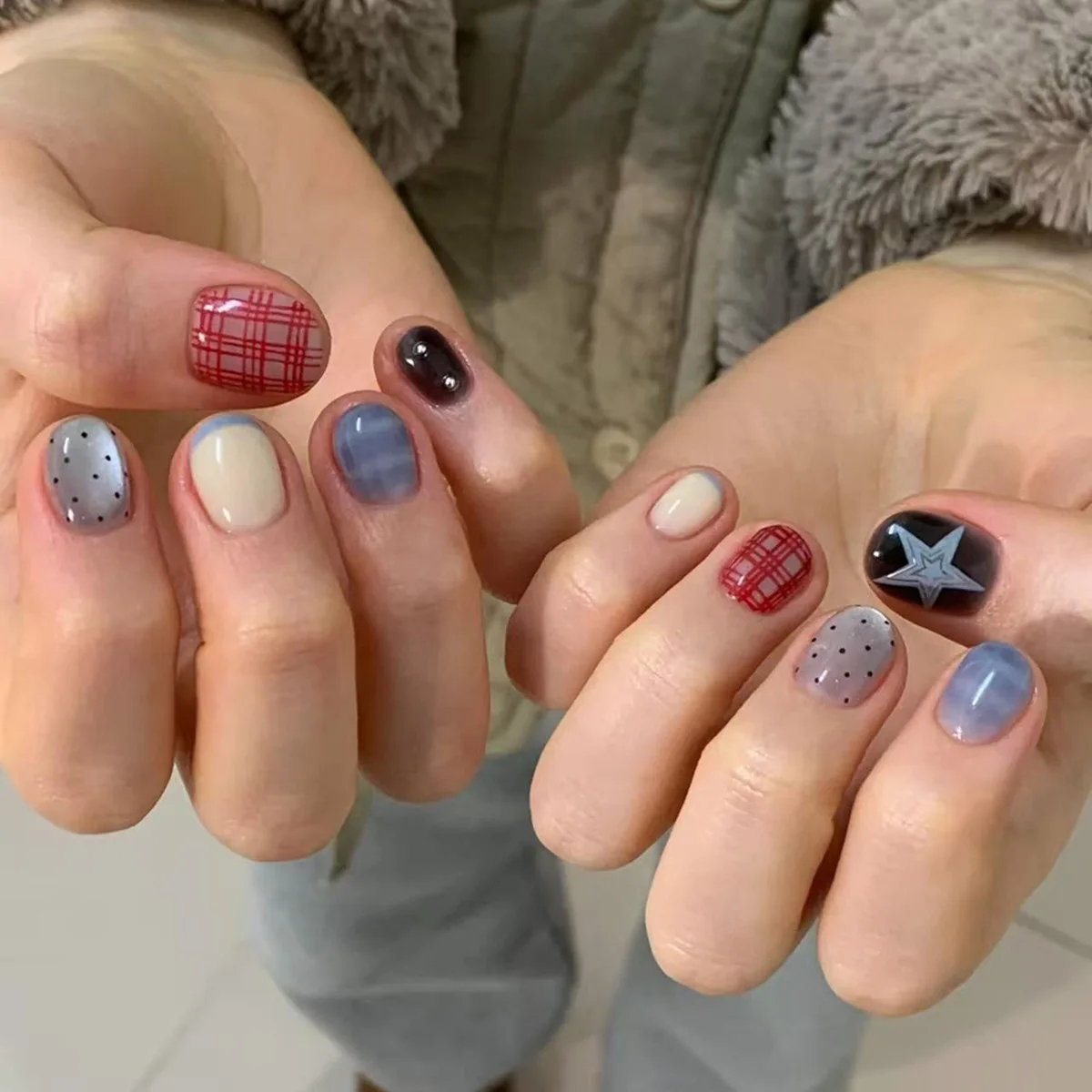 10Pcs Handmade Cute Press on Nail Glitter Cat Eye Short Square Round Y2k Stars Colorful Nail Art Sweet Cool Fake Nail Spice Girl