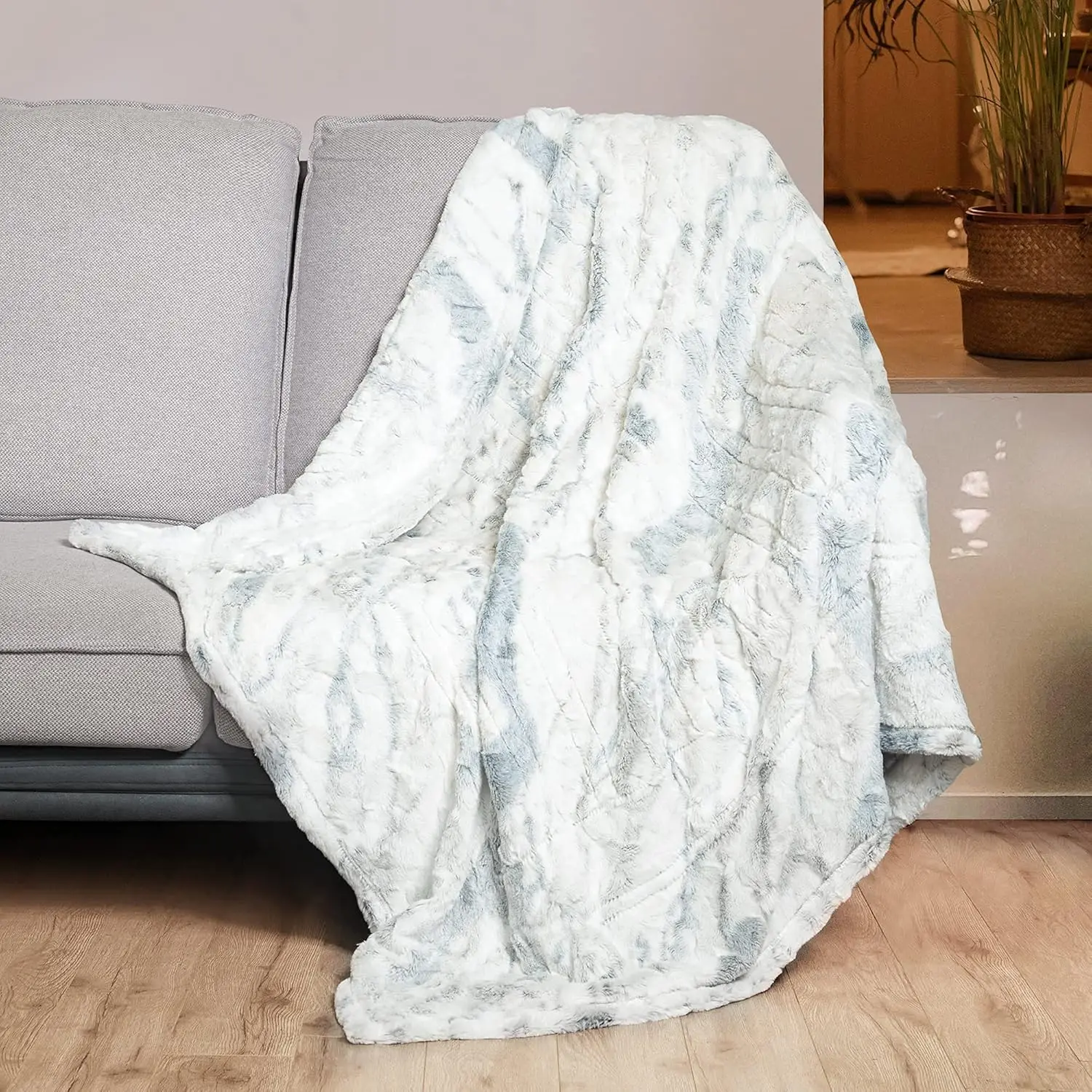 

Heated Blanket Throw 50" x 60", Electric with 4 Heating Levels, Auto Off, ETL Certified, Marble Blue Faux Fur, Machine Washable