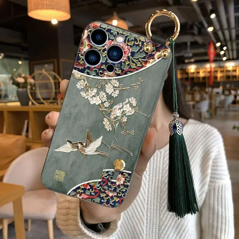 For Embossed Iphone 14 Case Wrist Strap Iphone 15 Pro Chinese Style Flower and Bird 12 Promax Ancient Style 11 Women 13