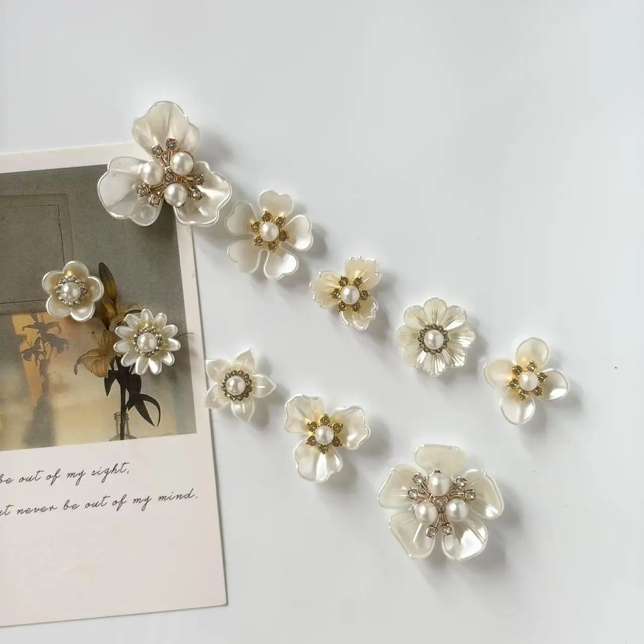 10Pcs Different White Pearl Flower Refrigerator Magnets for Home Decoration - Cute Magnets As Gifts and Presents