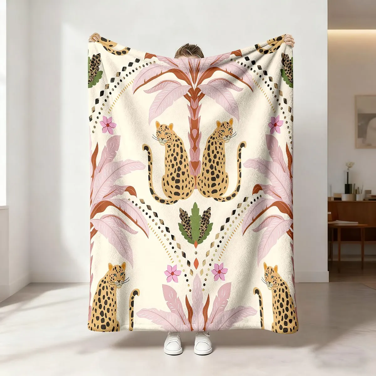 Chic Leopard Print Tropical Botanical Fleece Throw Blanket for Couch Home Decor Cozy Animal Print Aesthetic Gift Plush Throw