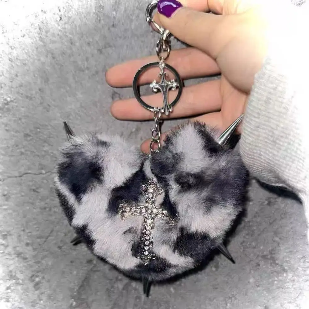 Unique Cool Grunge Leopard Print Keyring Rock Heart Bag Decoration Rivet Cross Keychain Goth Y2K Punk Jewelry Jewelry Gift