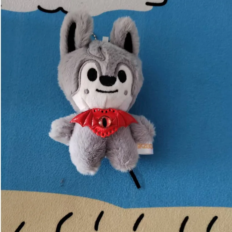 جديد SKZ الكورية موجة StrayKids أفخم دمية المفاتيح فانغ كان لي Longfu نفس الكرتون الطرفية أفخم دمية لعبة قلادة مروحة هدية