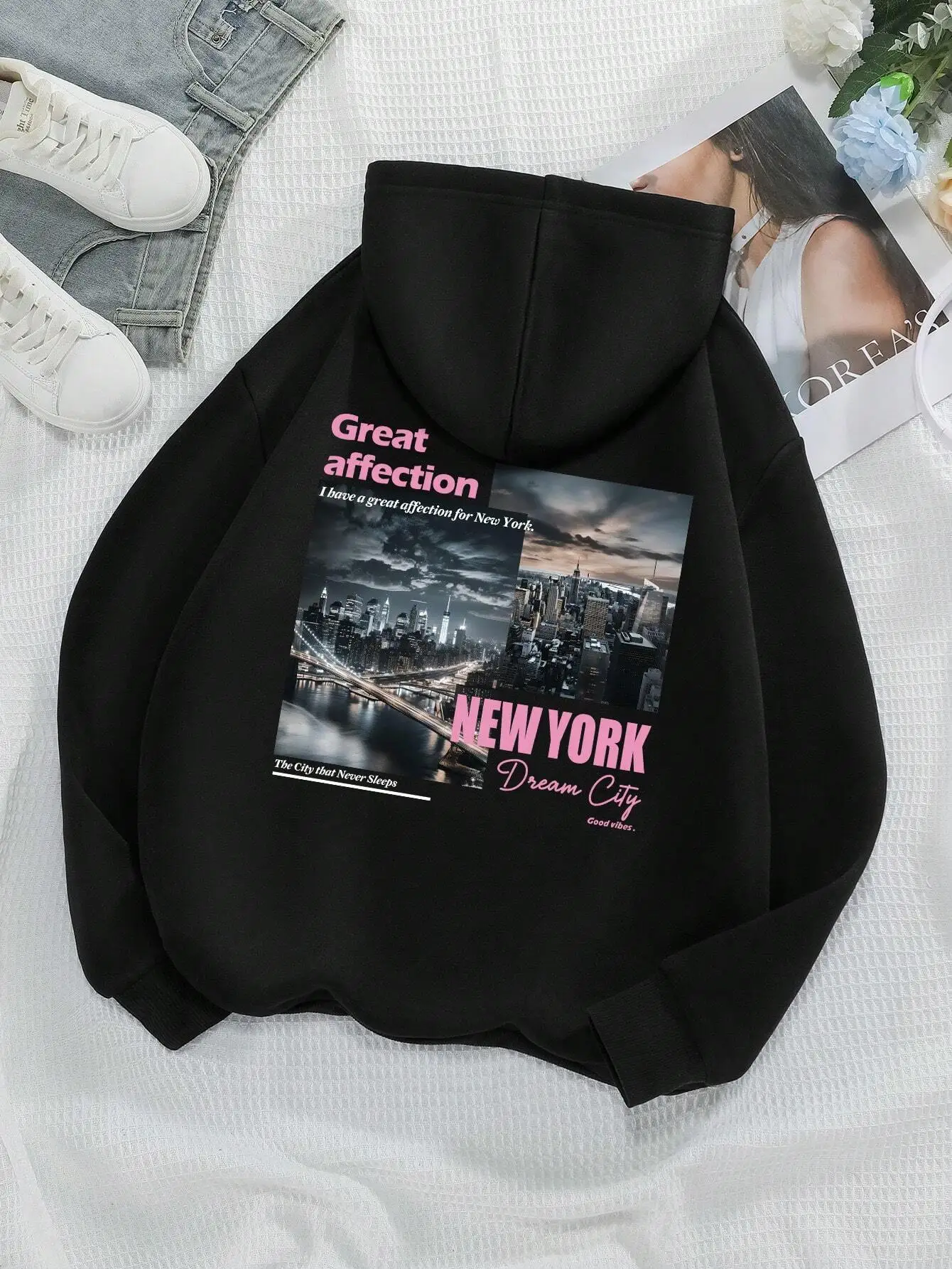 

Black Graphic Print Hoodie with Cityscape Design, Loose Fit, Long Sleeve, Thermal Lined