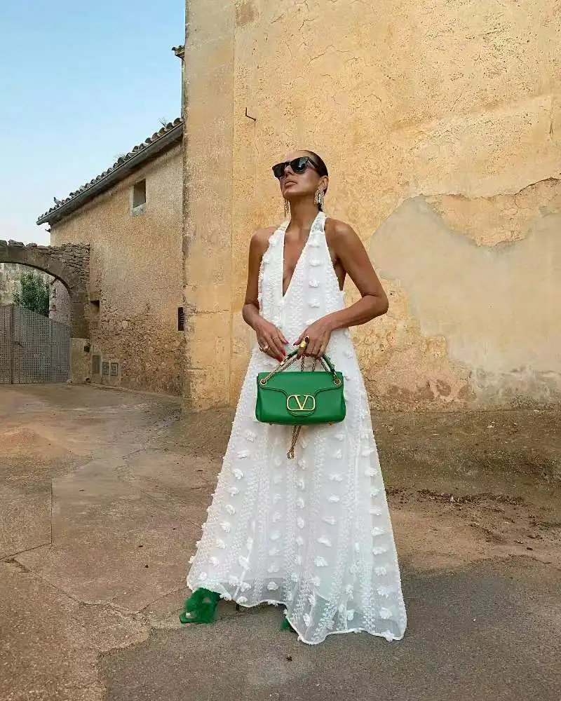 

Women's American Halter V Neck Flowy Maxi Dress 2026 New Summer Sleeveless Backless Boho Beach Wedding Guest Dress