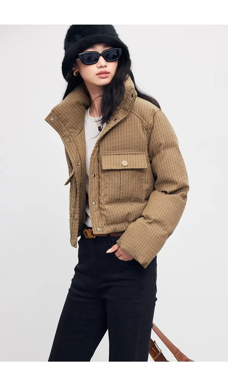 Рисунок 5 - Зимняя женская короткая куртка на хлопковой подкладке