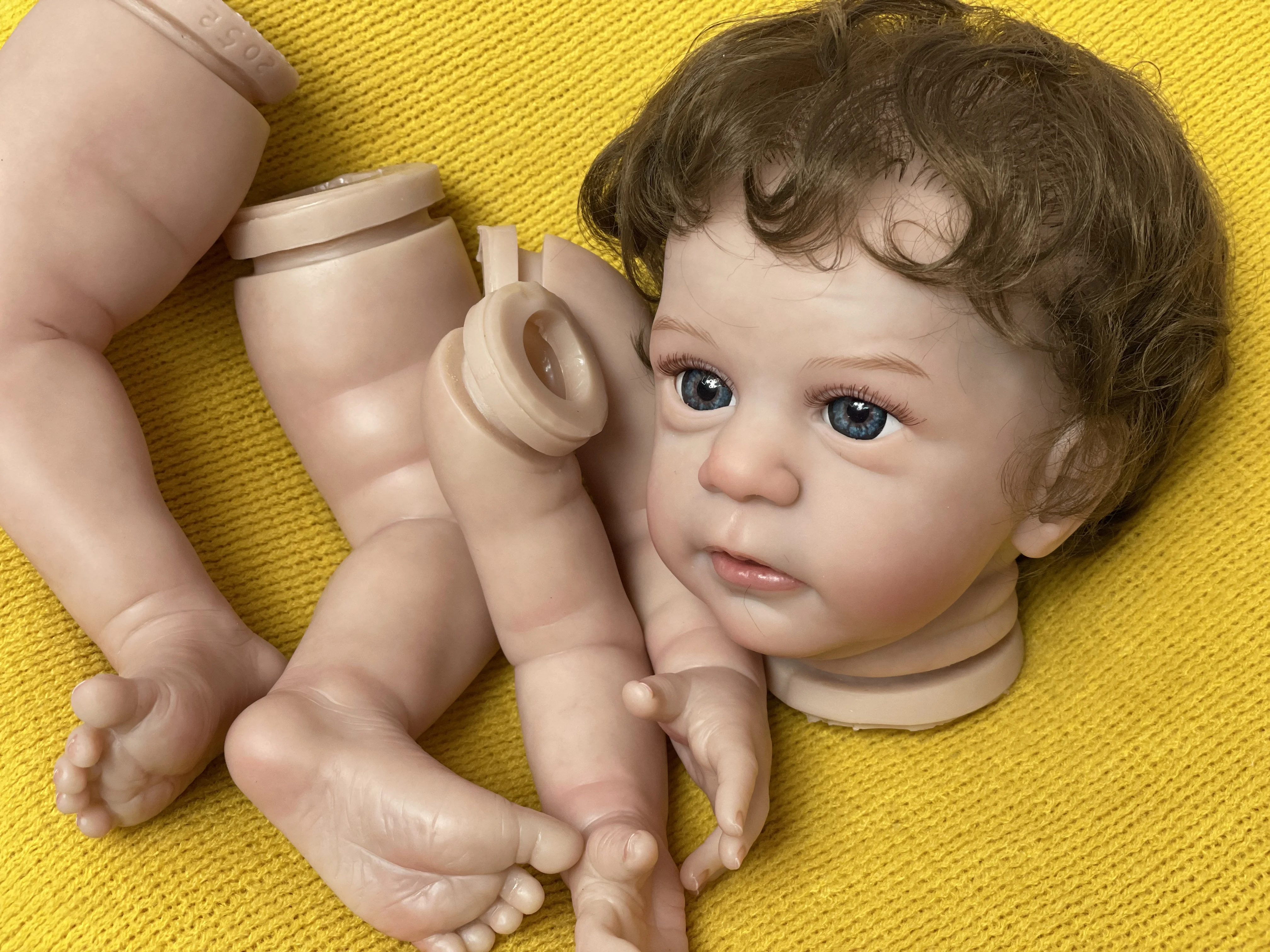 Attyi 2 Styles Open Eyes Reborn Doll Kits With Soft Cloth Body Painted Skin Unassembled Handmade Lifelike Real Bebe Reborn Dolls