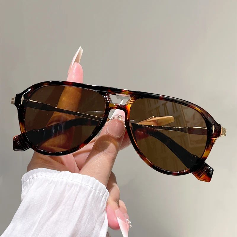 KAMMPT Übergroße Piloten-Sonnenbrille für Herren, Modische Outdoor-Freizeitbrille für Damen, 2026 Neu im Trendigen Markendesign, Reise-Sonnenbrille – Detail 10