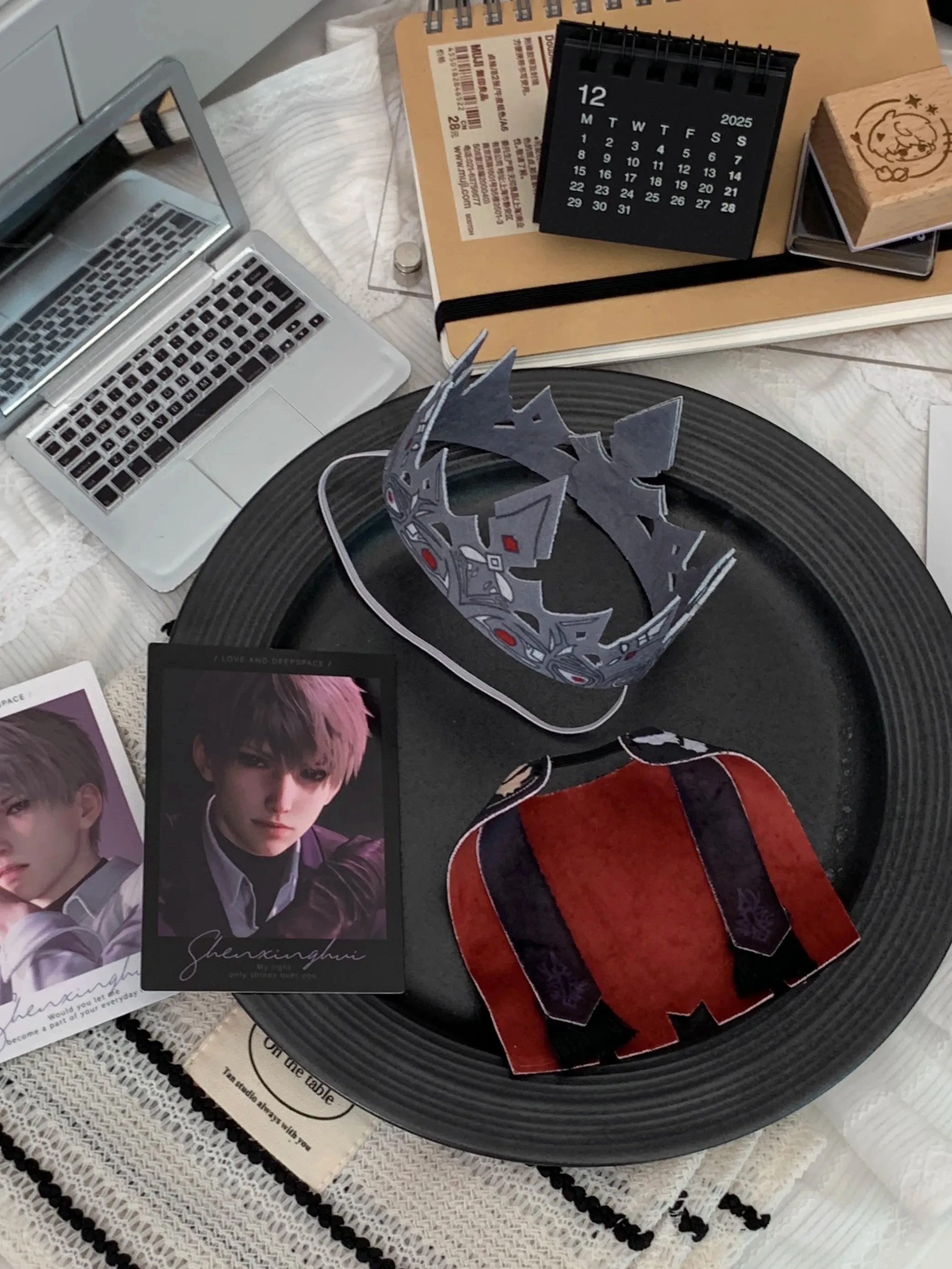 Em estoque amor e espaço profundo xavier coroa manto recheado 10cm plushies boneca de pelúcia roupas anime jogo chaveiro saco brinquedo crianças presentes