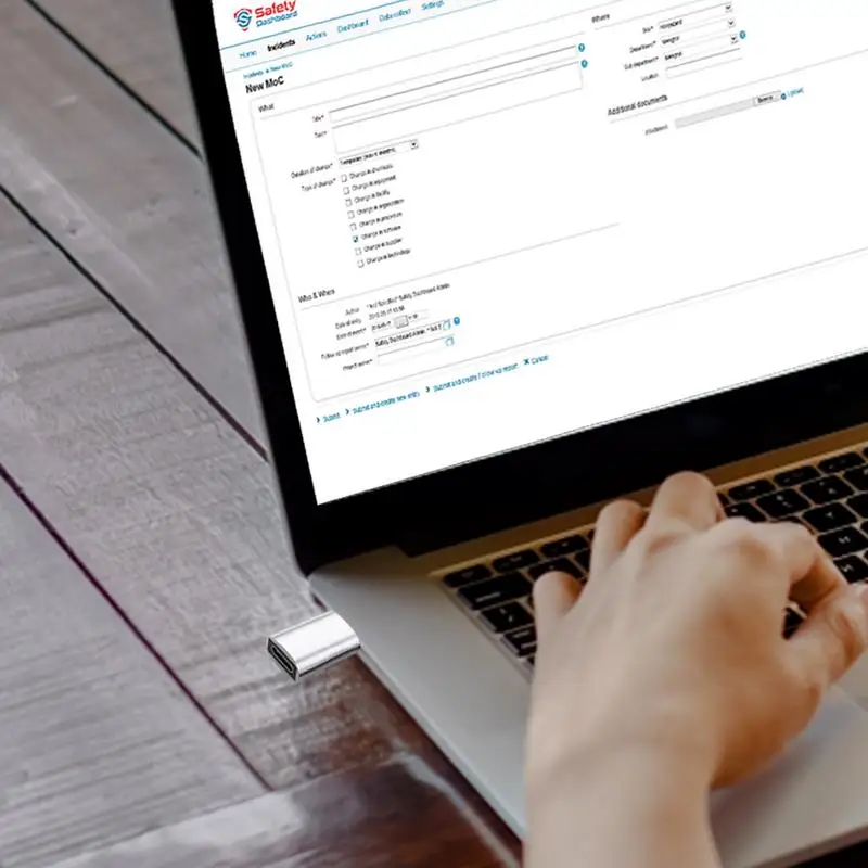 อะแดปเตอร์ USB 3.1 ประเภท C ถึงอะแดปเตอร์ USB ตัวแปลงหญิงสําหรับตัวเชื่อมต่อแล็ปท็อปพีซีการถ่ายโอนข้อมูลการชาร์จอย่างรวดเร็ว