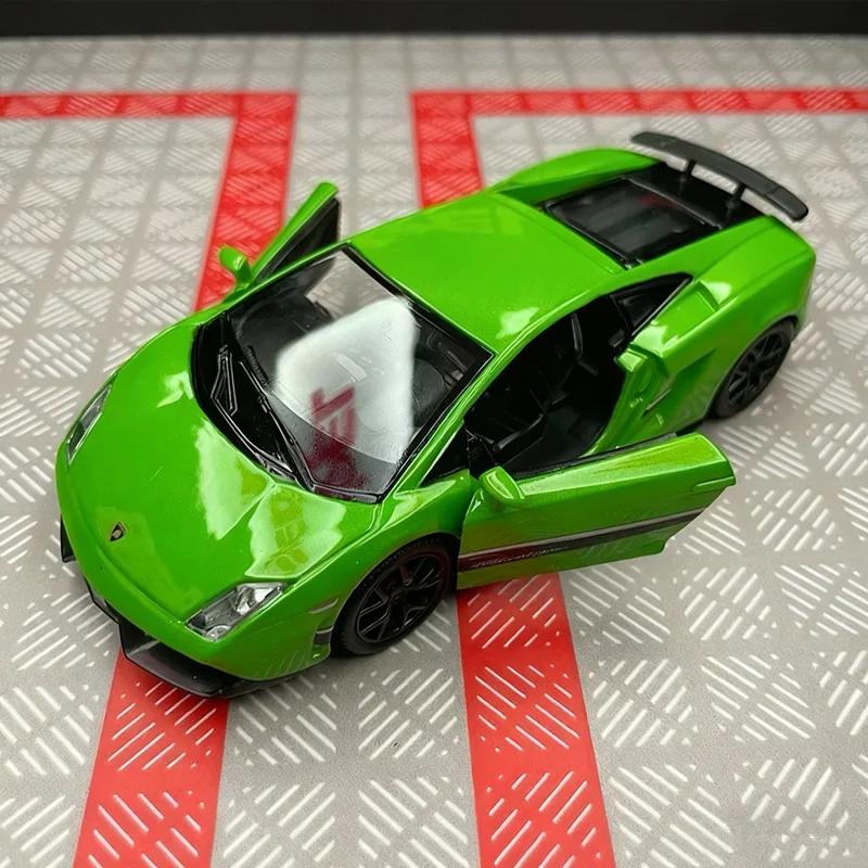 1/36 ランボルギーニ ガヤルド合金クラシックスポーツカーモデルダイキャストメタルトラックレーシングカー車両モデルシミュレーション子供のおもちゃギフト