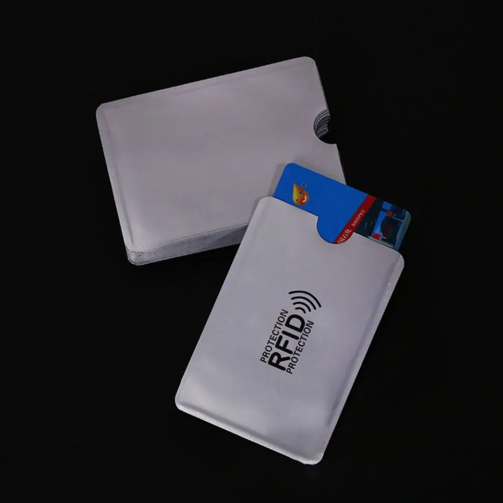 Porta carte RFID antifurto da 5 pezzi Blocco lettore in alluminio colorato Proteggi la custodia Custodia protettiva per passaporto di sicurezza