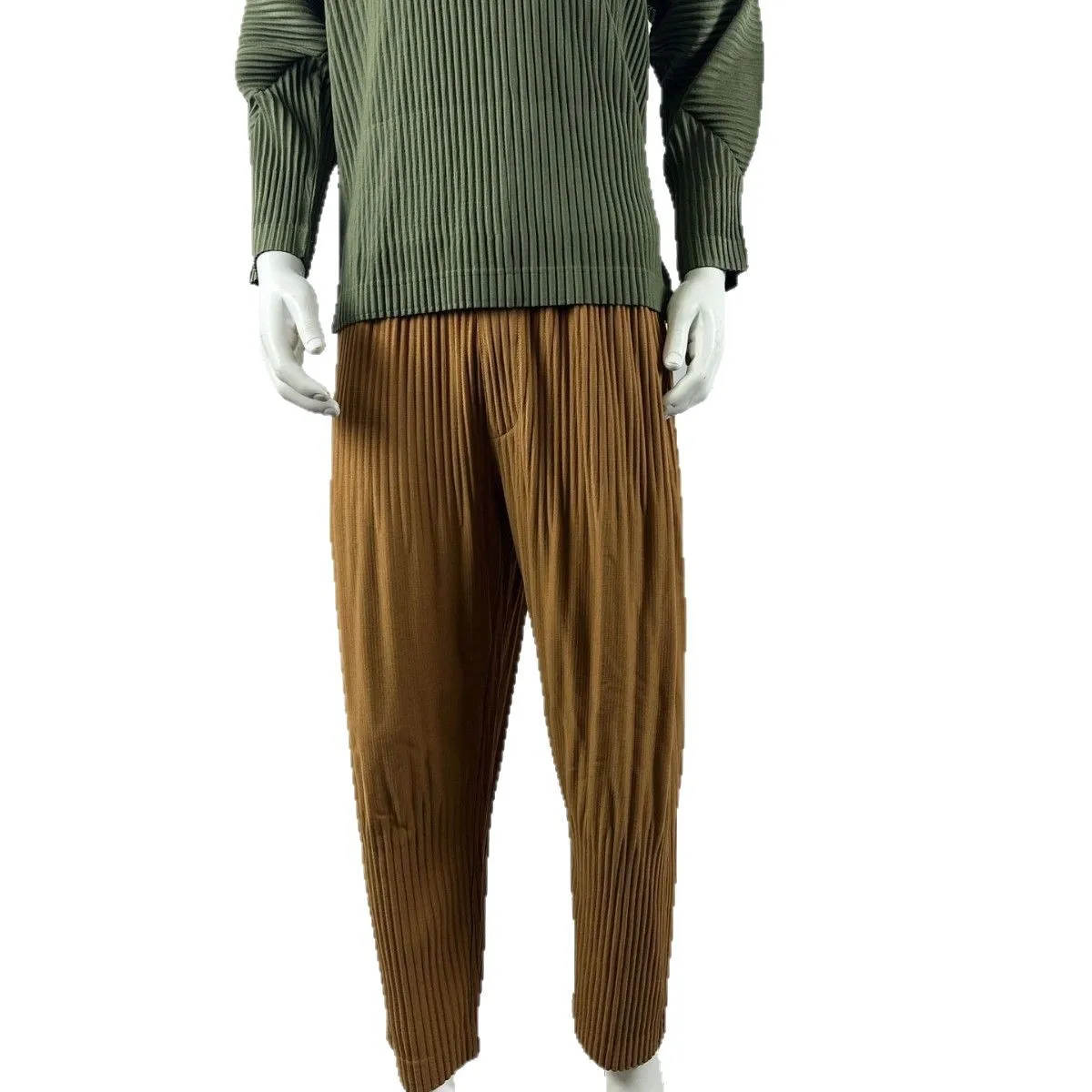 Miyake Pleated Lantern Trousers Men's 2025 Summer Fold Harlequin Trousers Loose Casual Versatile Pleat Nine-minute Trousers Tide