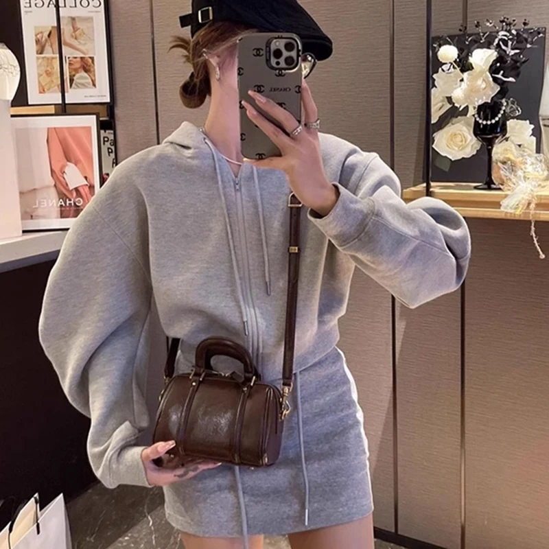 Trend Women Niche Design Delicacy Boston Bag Lady New Vintage Square Bag Female Fashion Burgundy Casual Versatile Messenger Bag