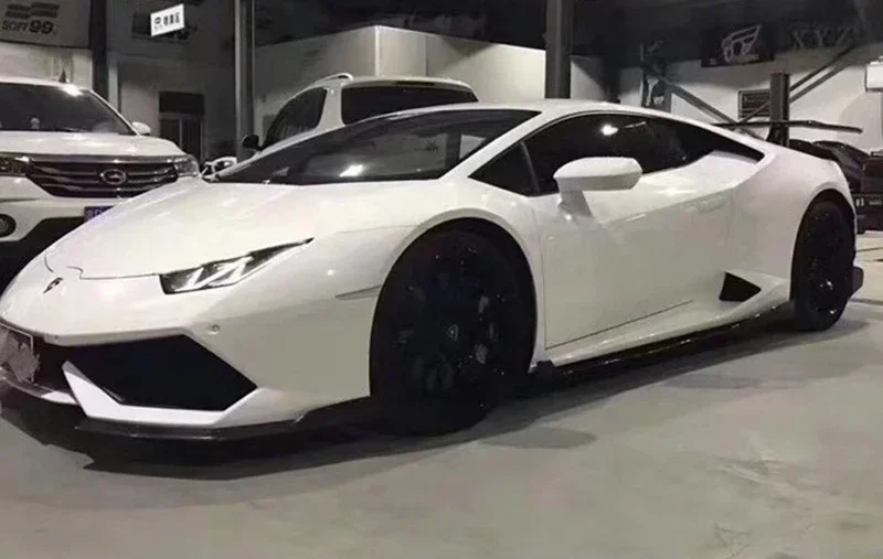 Suitable for Lamborghini LP580 LP610 Side Skirt Skirt Surround Modified Auto Parts Exterior Trim Decoration