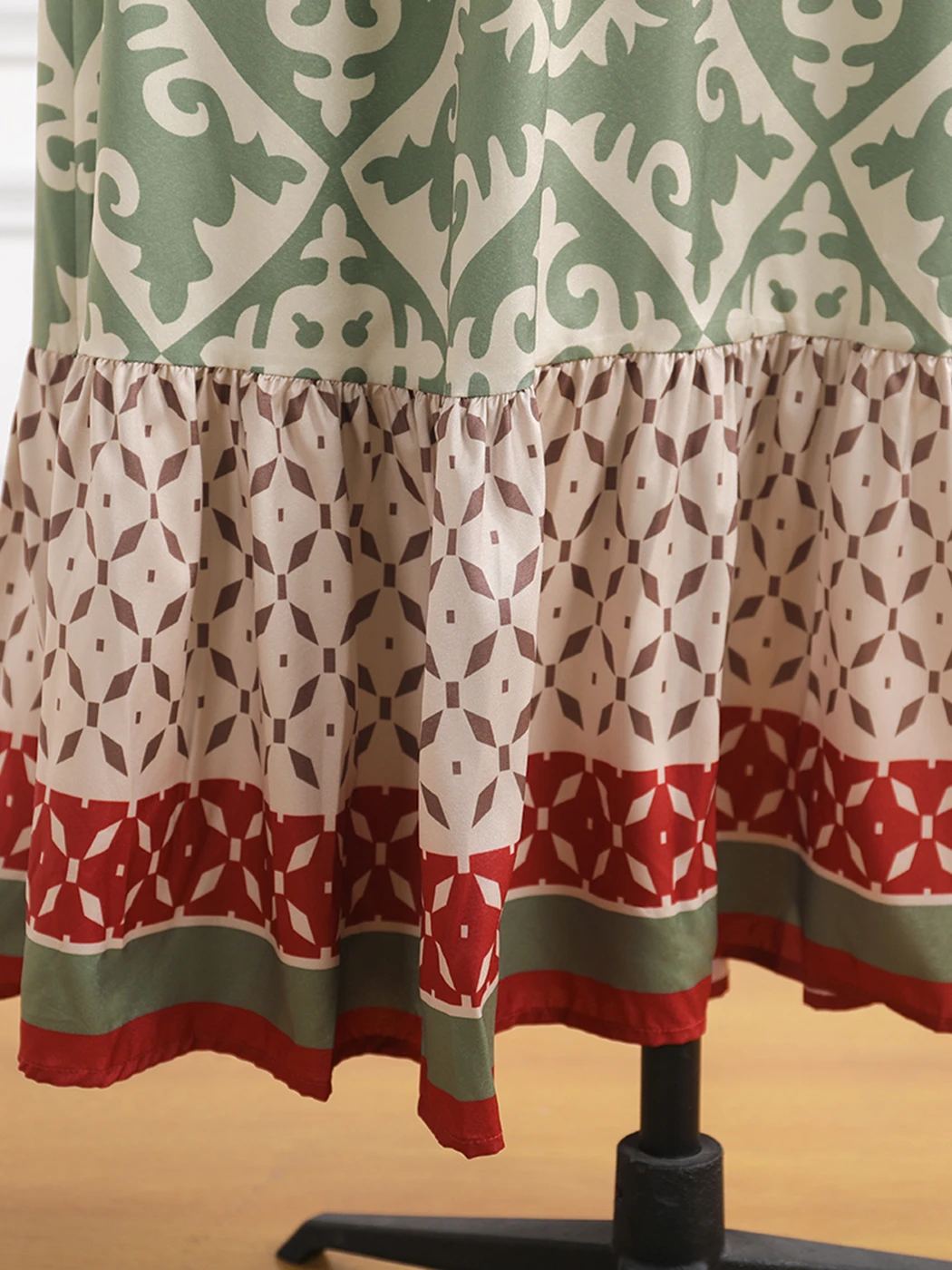 Jastie Boho Retro Floral Print Skirts Women 2025 Summer High Waist A-Line Pleated Long Skirts Casual Holiday Beach Skirt