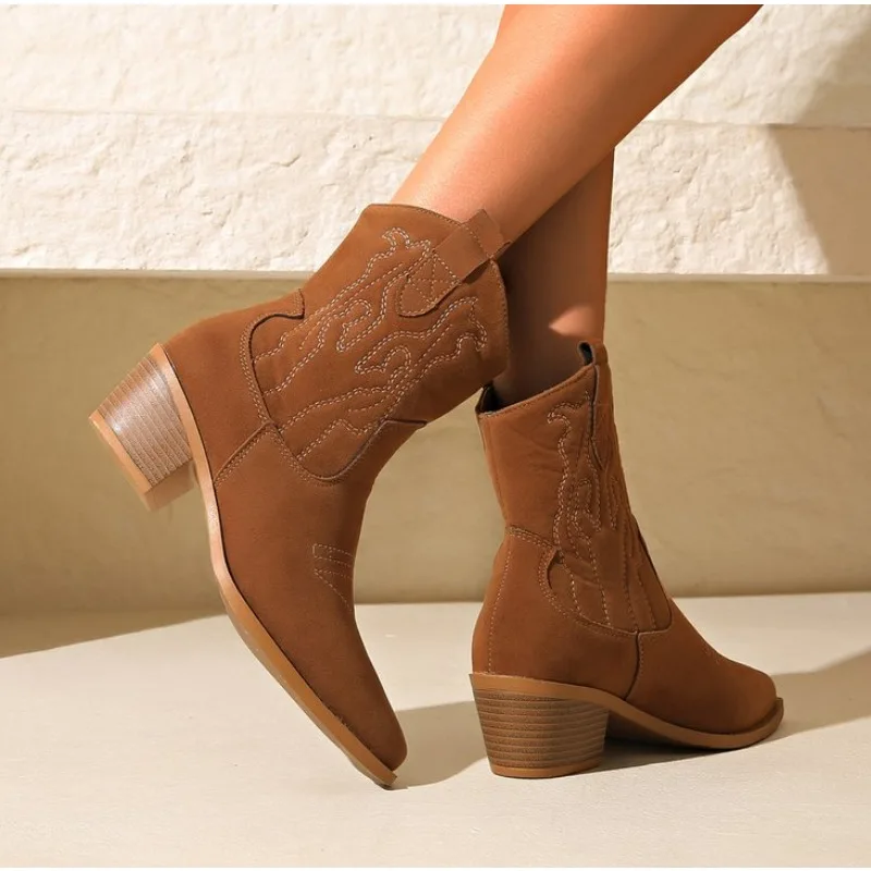 Bottes de cowboy en cuir naturel pour femmes, bottes courtes faites à la main, Parker pointu, talon pointu, chaussures rétro occidentales, automne, hiver, nouveau