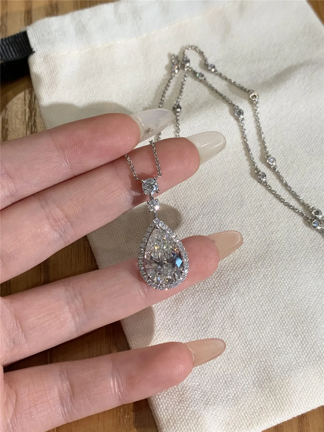 

14K Gold Lab-Grown Diamond IGI Certified 3CT Teardrop Pendant with 45CT Cross Necklace Custom-Made Wholesale Jewelry